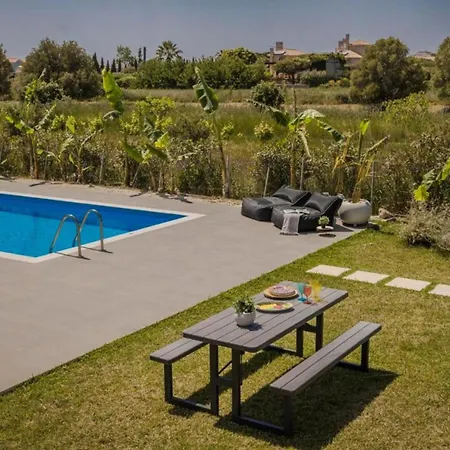 Summer Ai Helis Vila